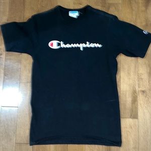 Men’s Black Champion logo t-shirt. Size small